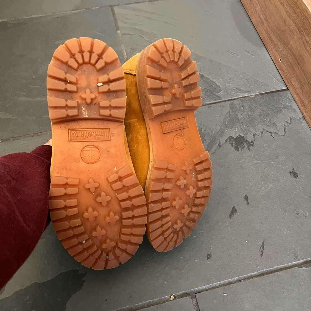 Timberlands - Picture 3 of 8